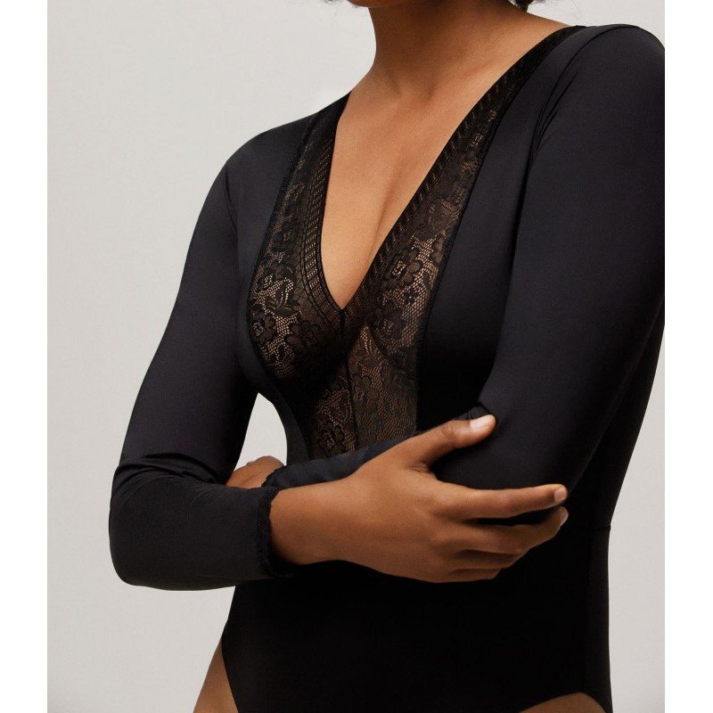 Body Ysabel Mora 10093